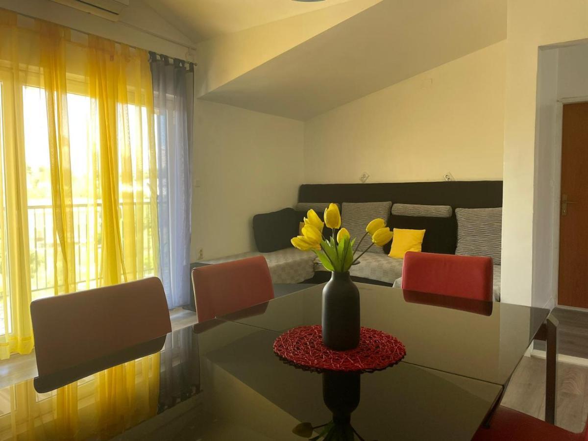Sweet Apartment In Quiet Part Of Split Bagian luar foto